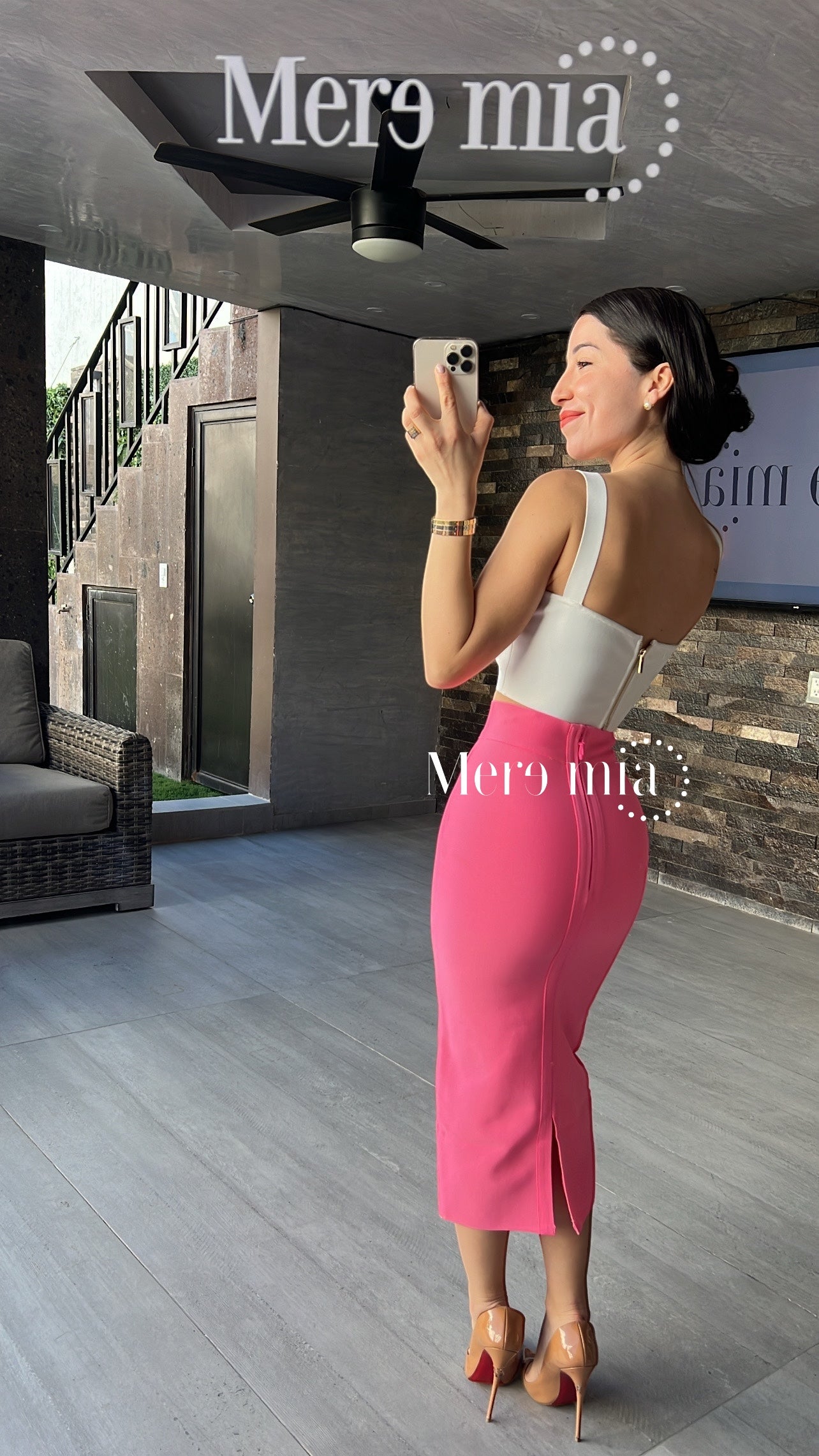 Falda rosa bar midi