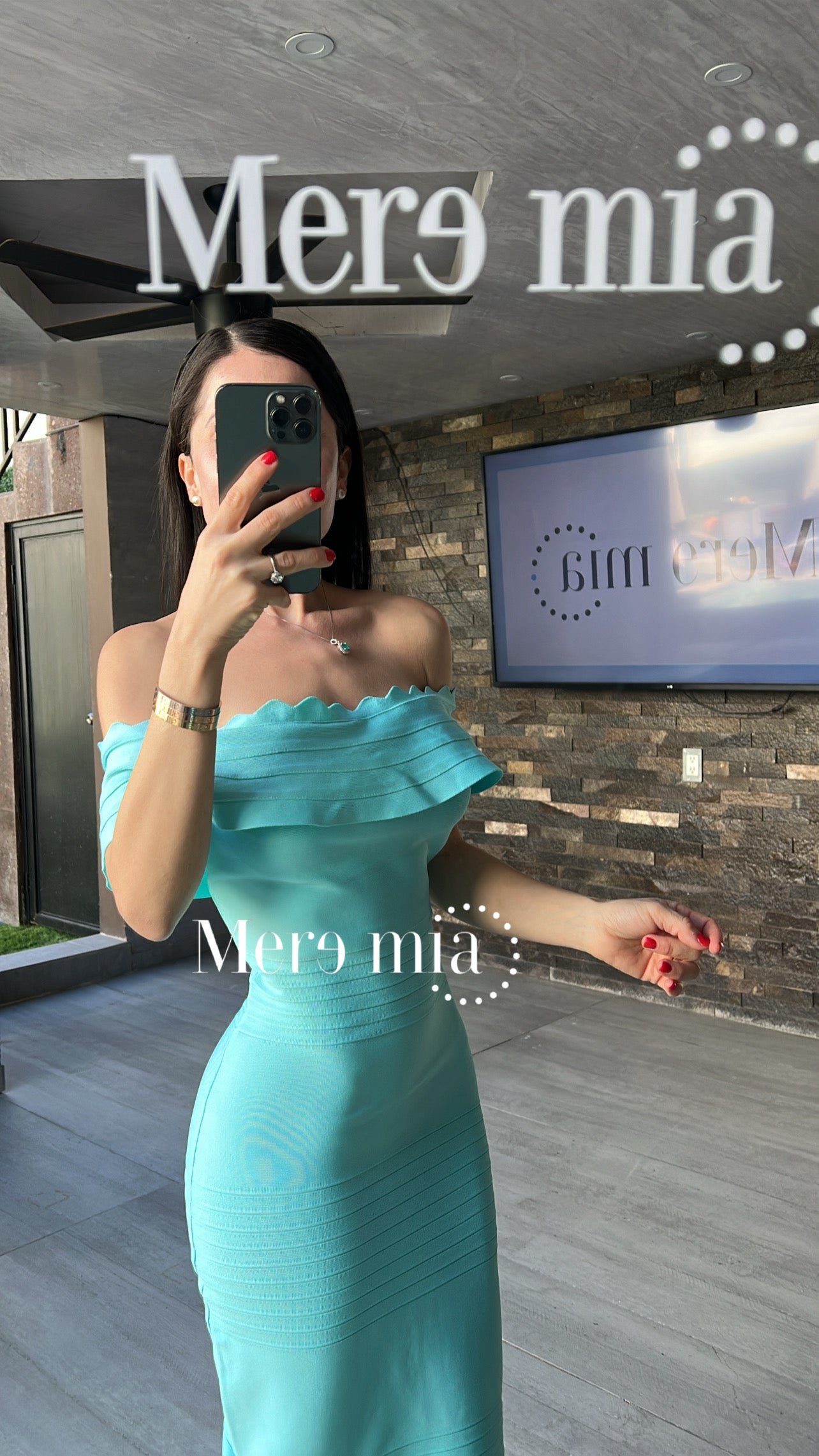 Vestido olan Ruff hombros