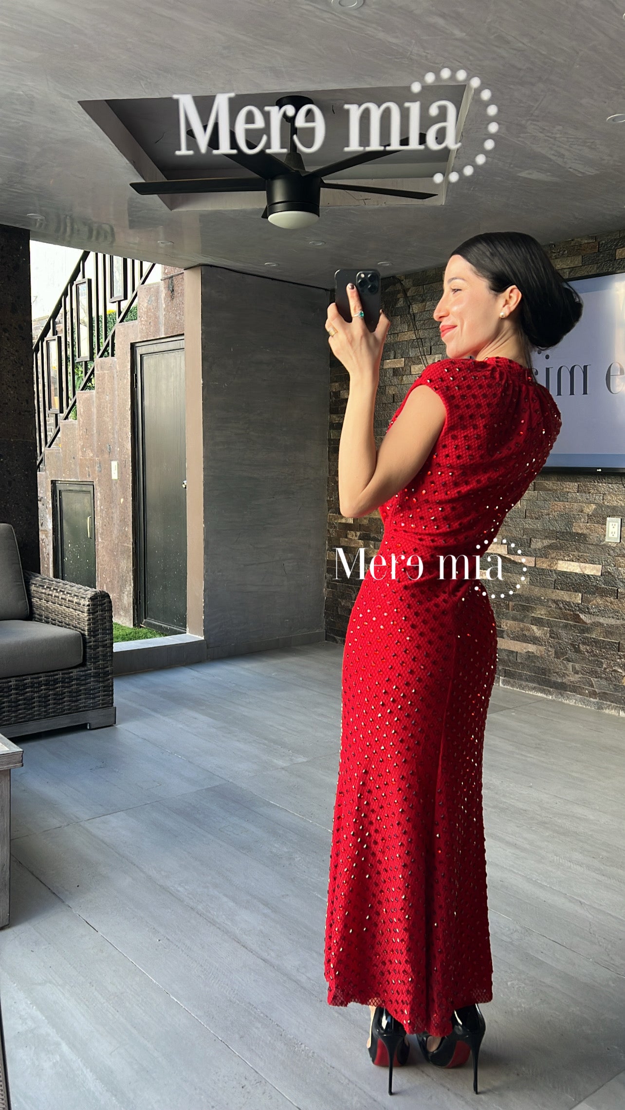 Vestido rojo puntos apl
