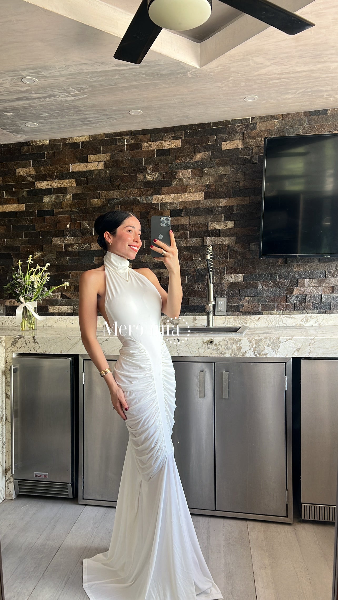 Vestido halter plisado lados