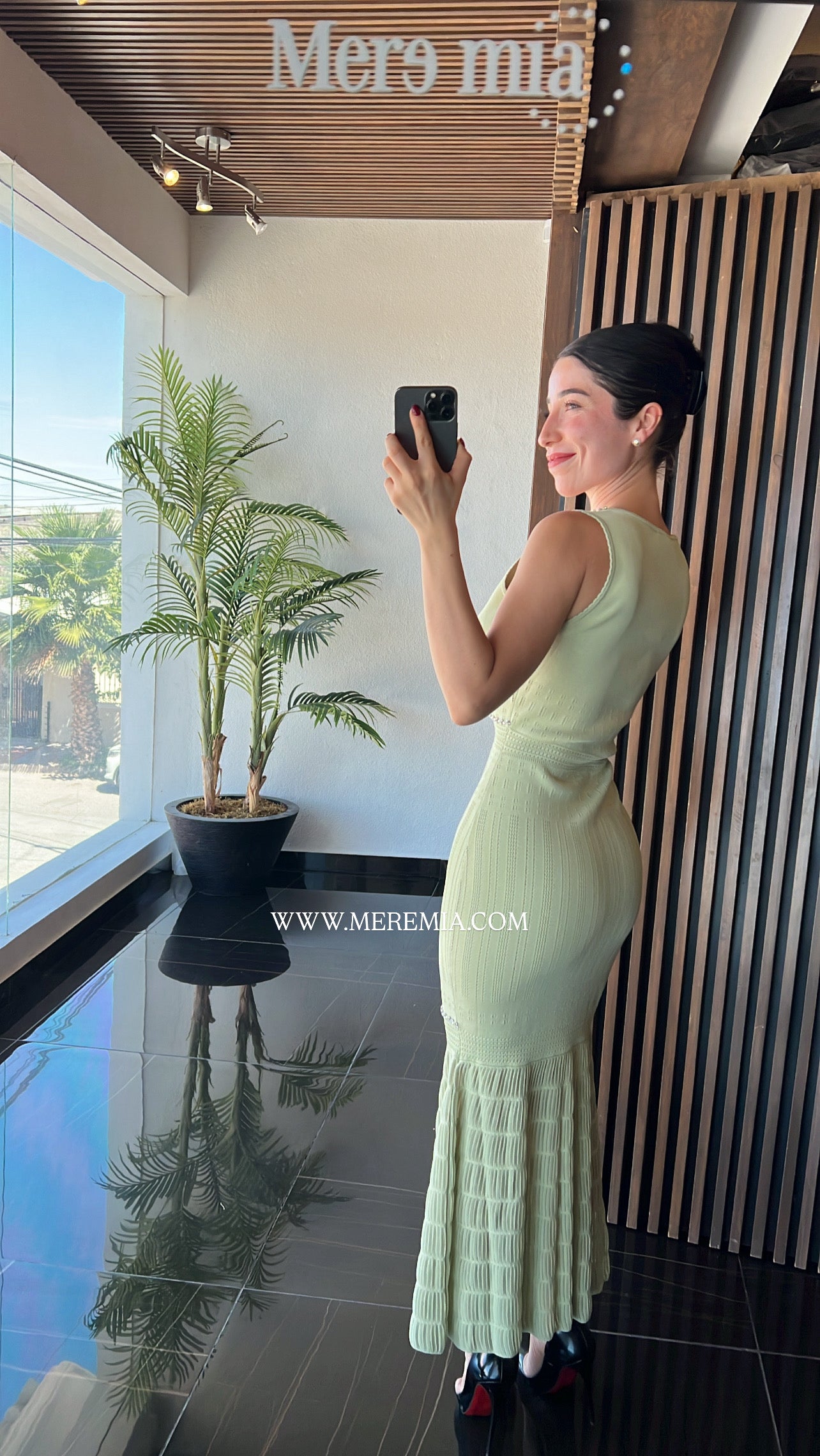 Vestido escote v