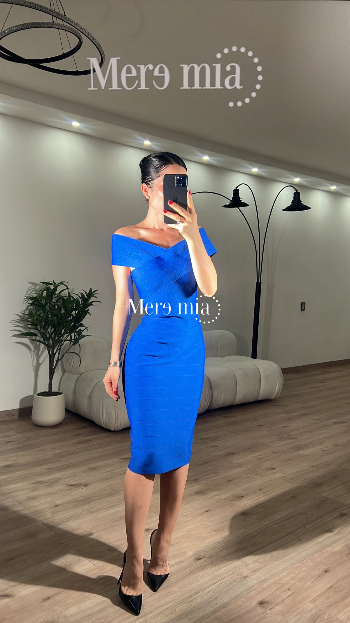 Vestido hombros liso