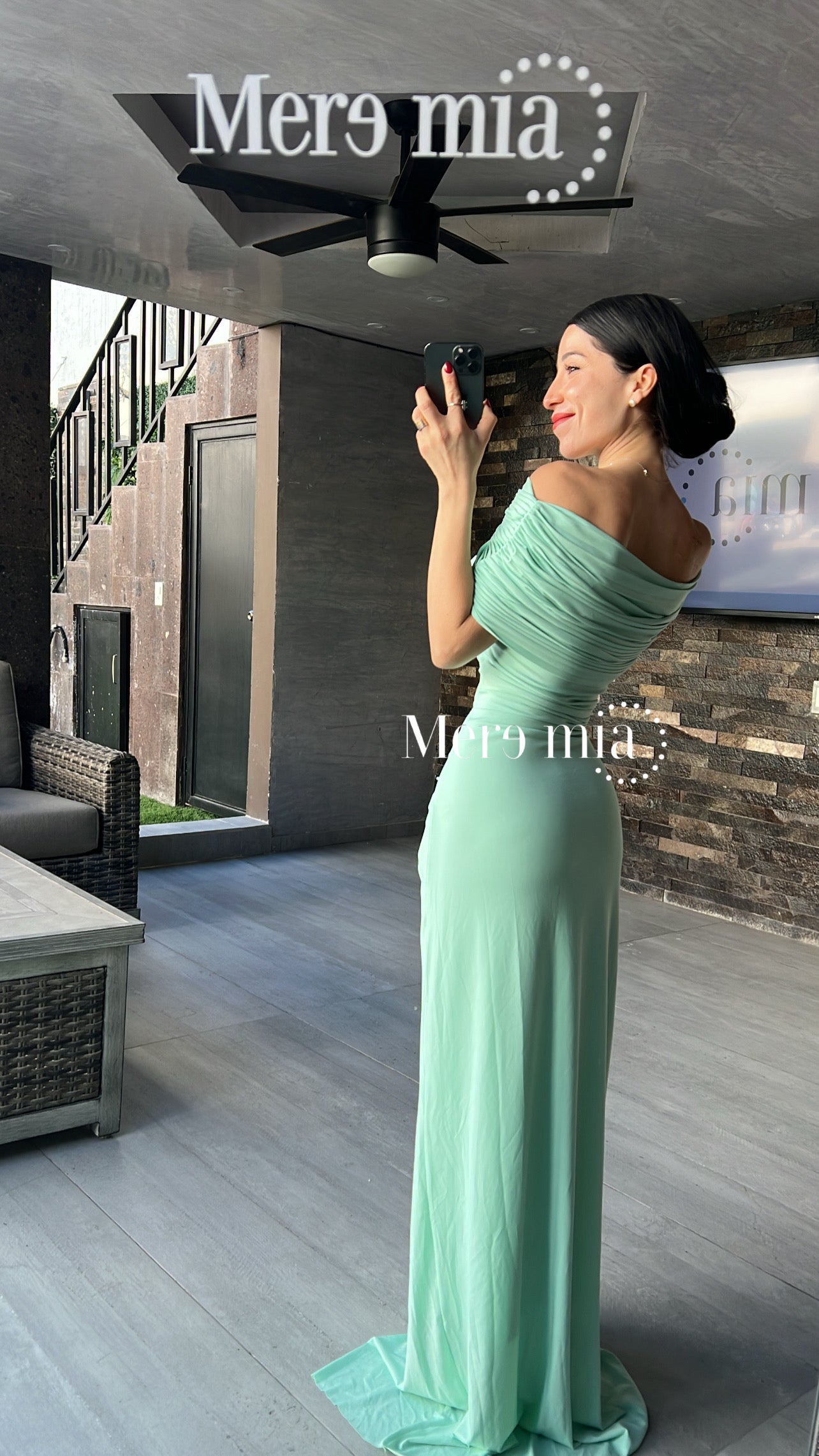 Vestido plisado nudo