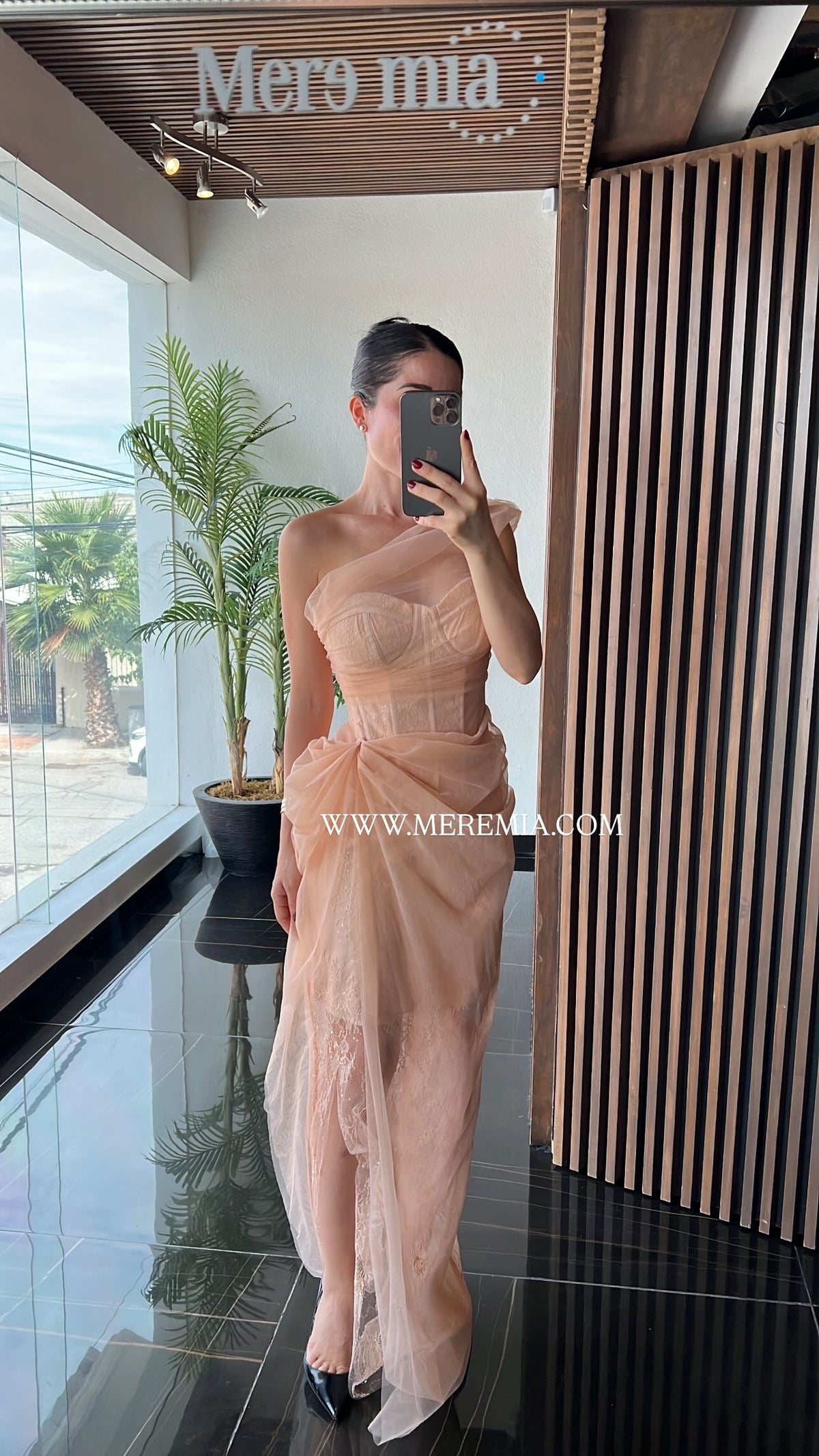 Vestido melón encaje