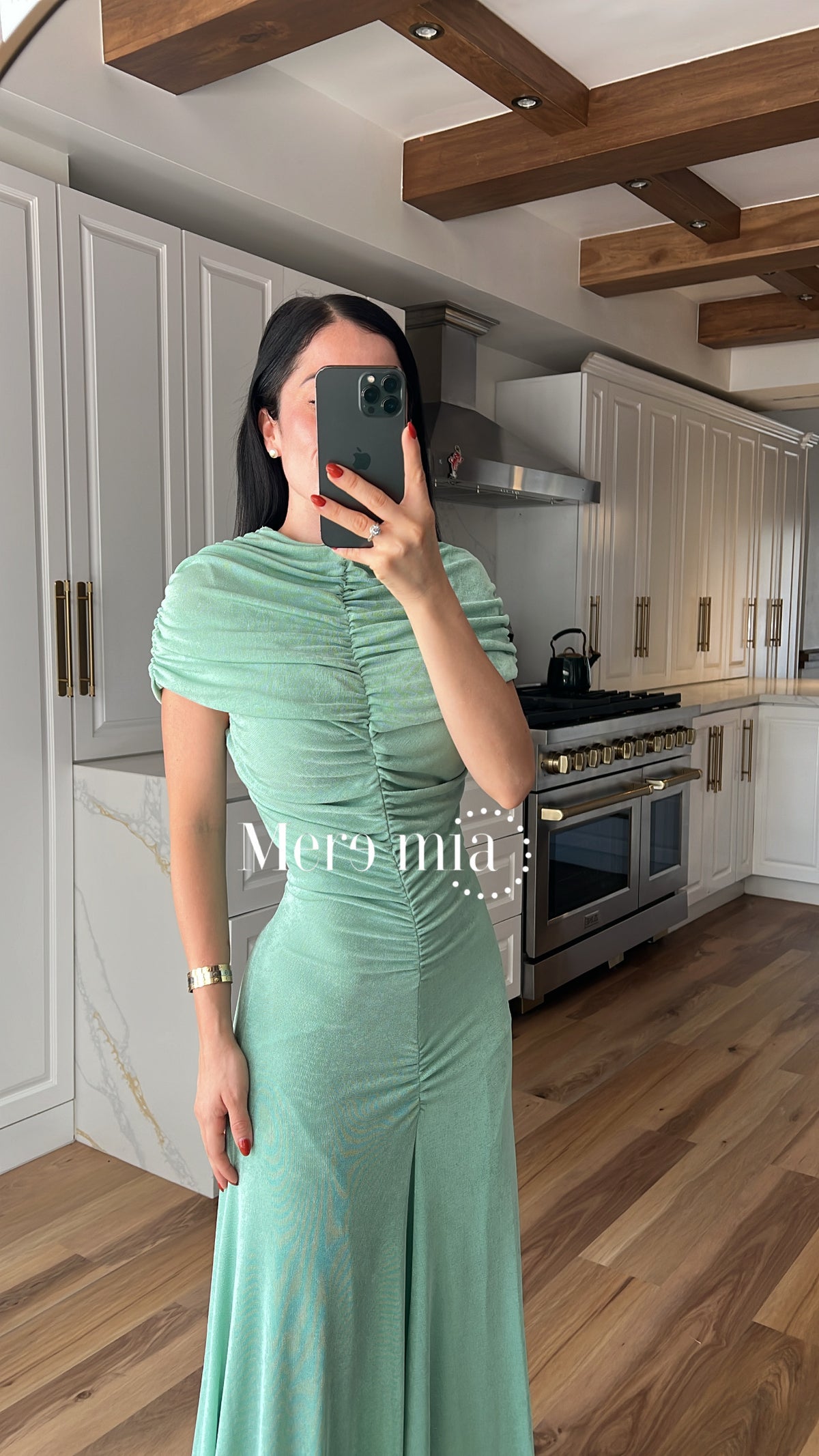 Vestido chal plisado cuello