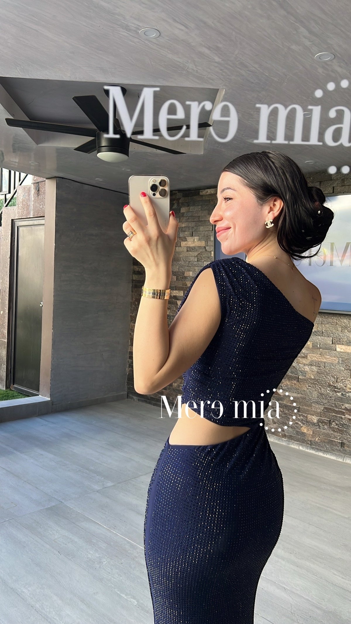 Vestido puntos hombro