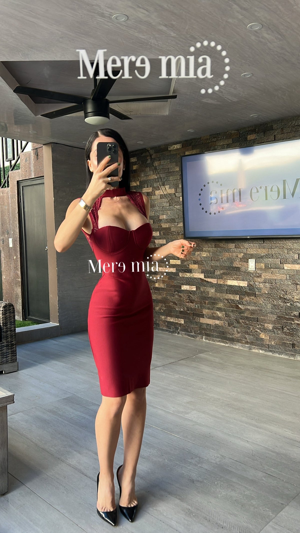 Vestido cuello encaje
