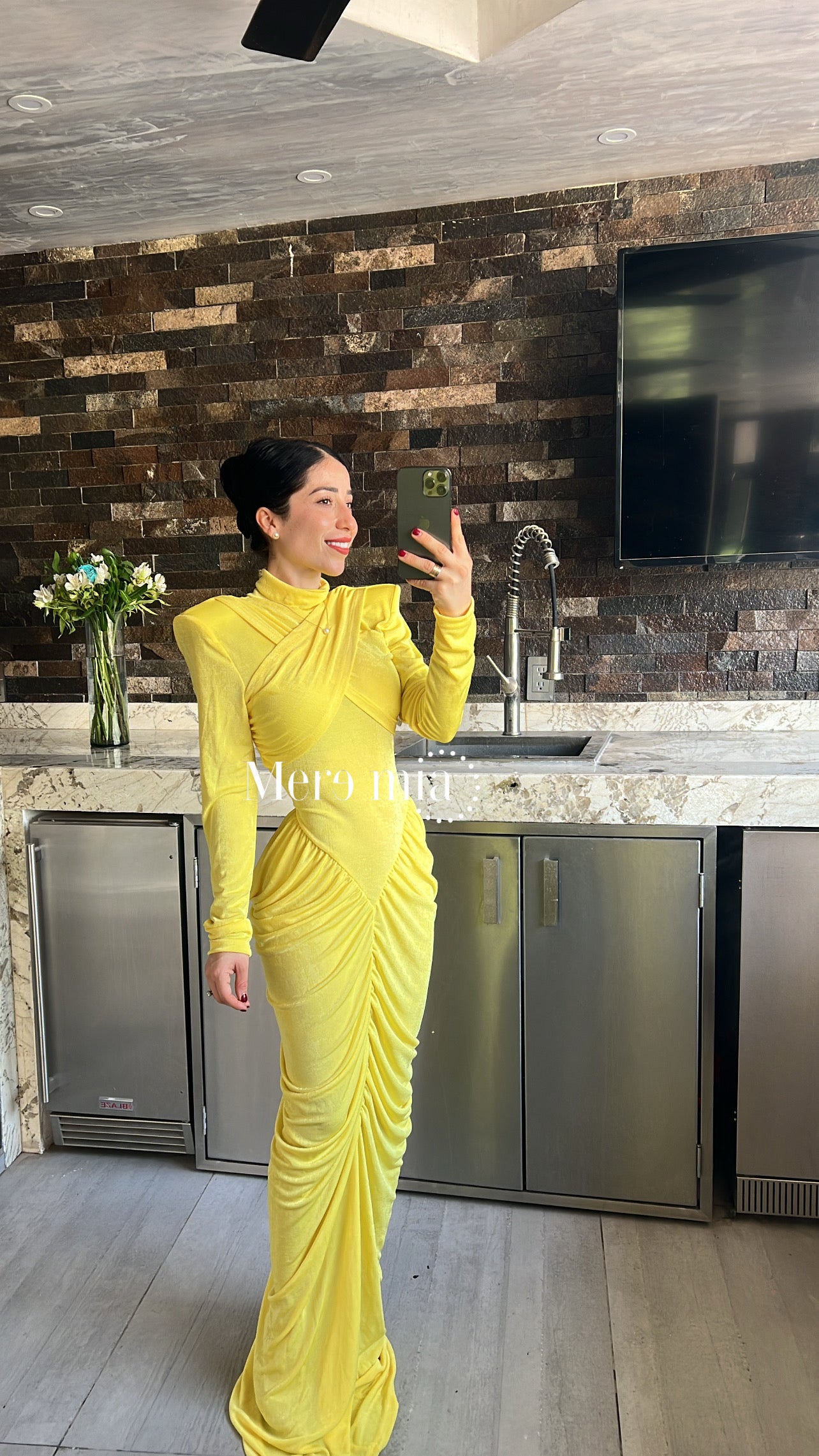 Vestido plisado cruzado