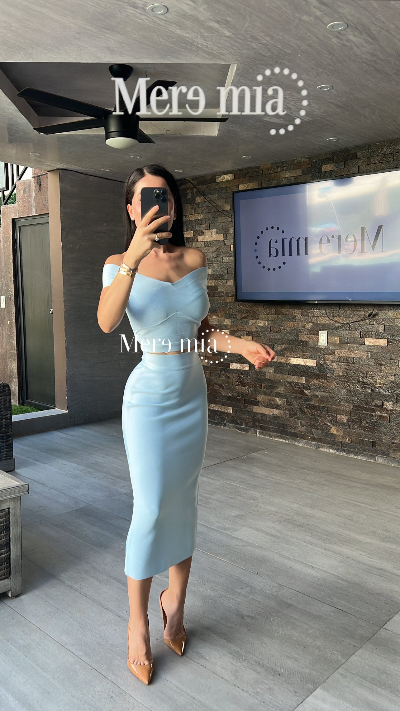 Falda azul midi