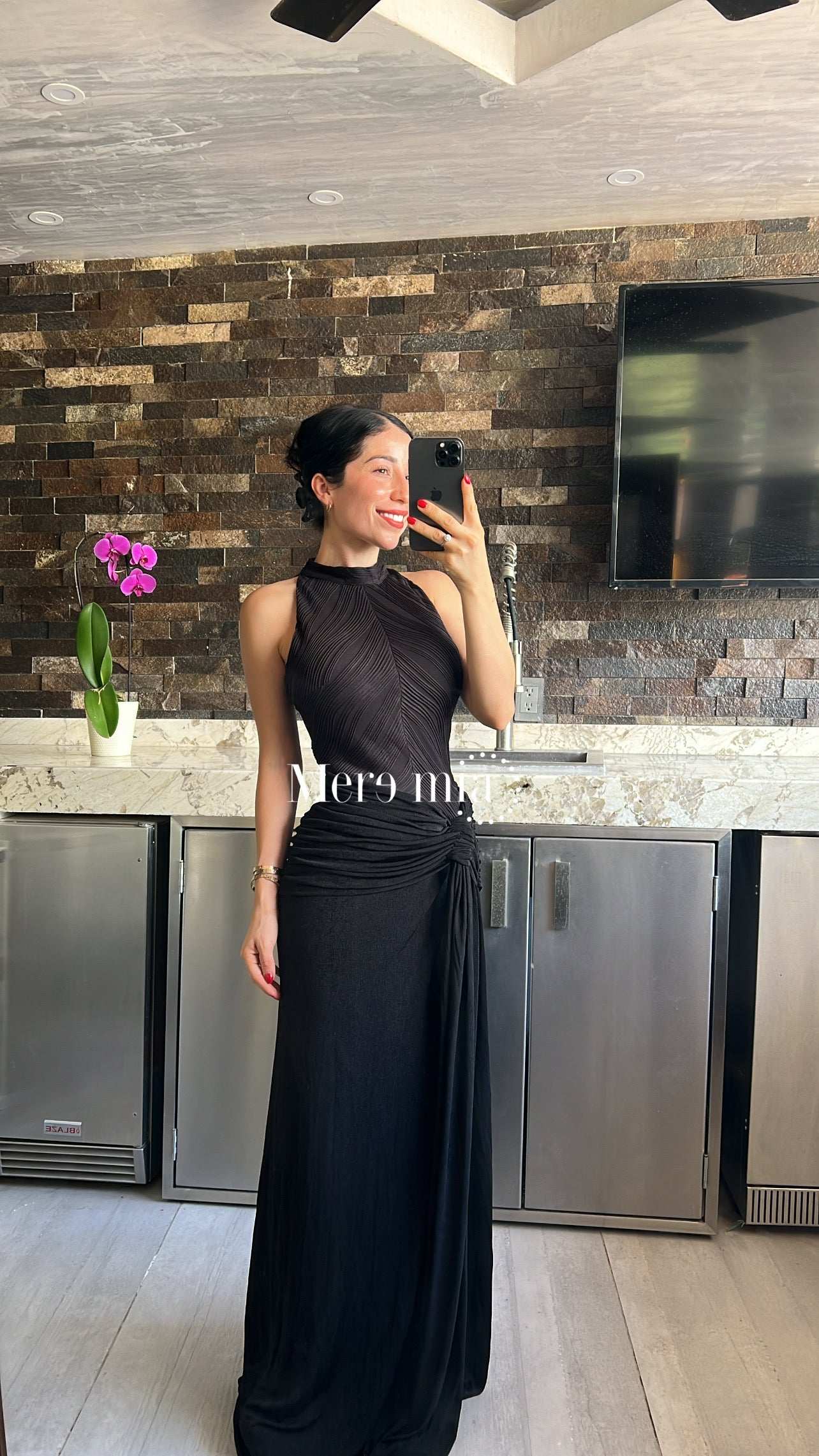 Vestido broche lado