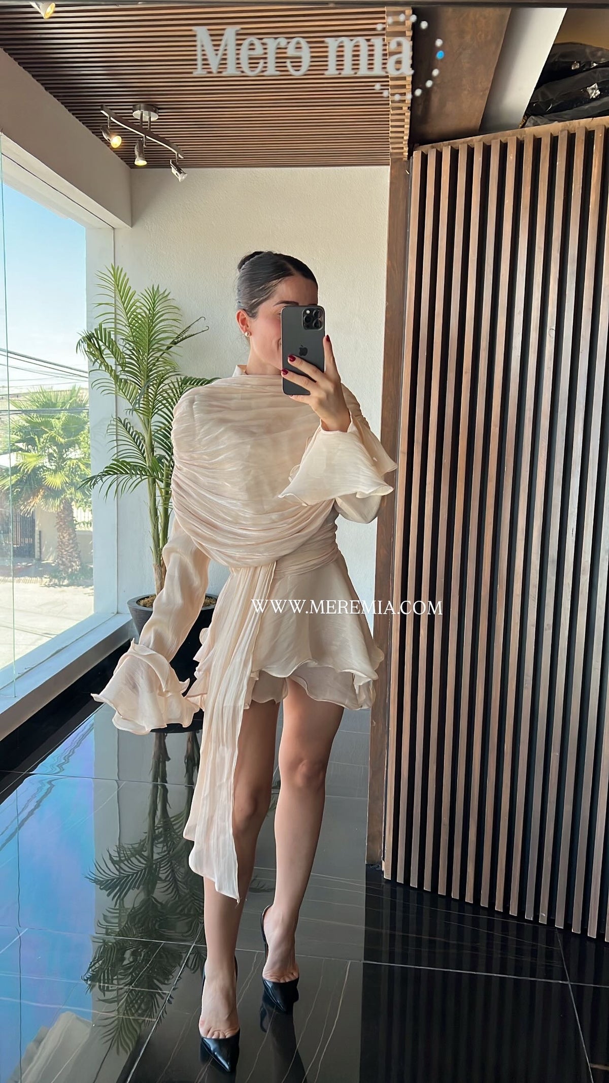 Vestido chal olanes corto