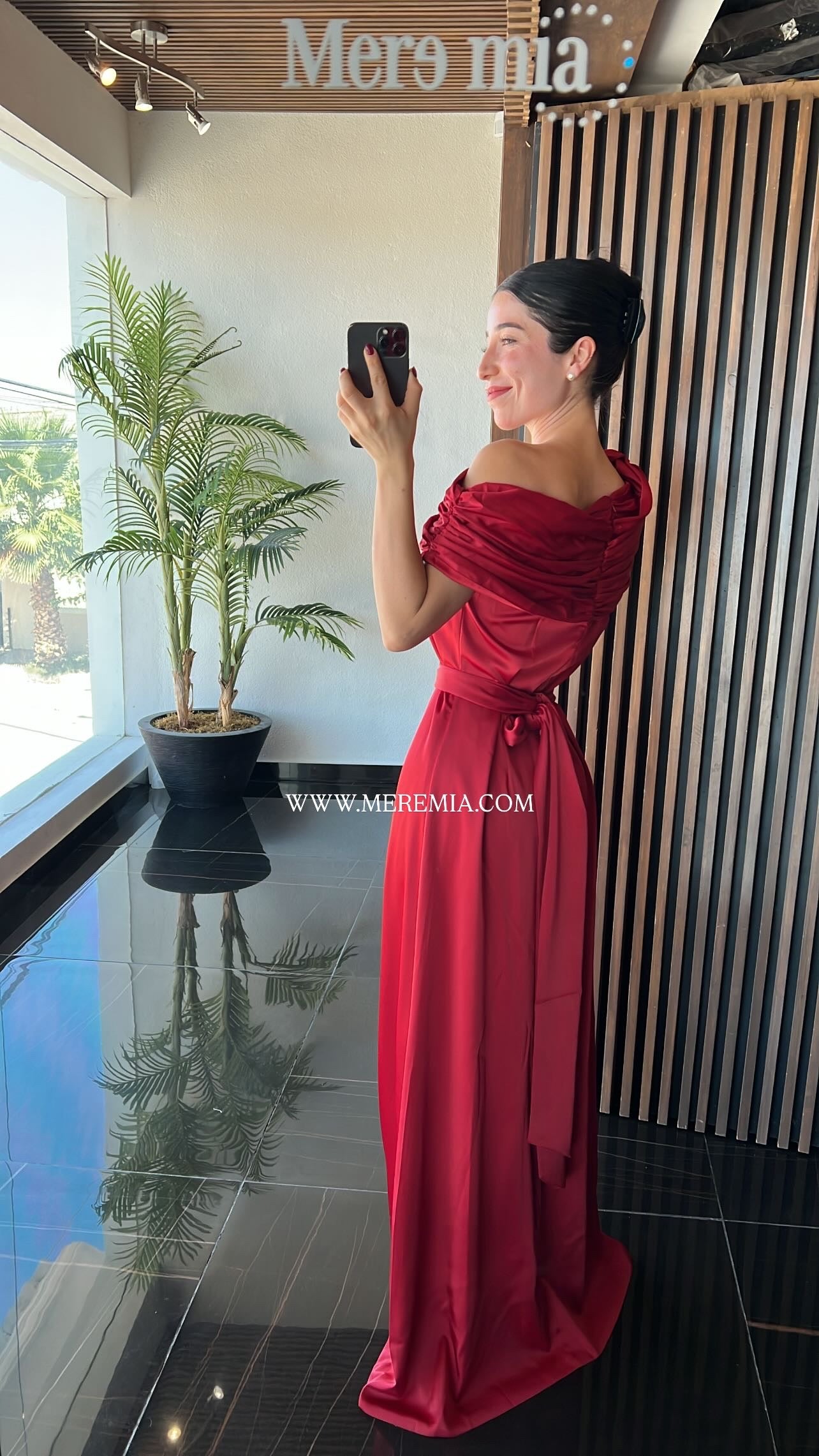 Vestido listo satin olan arriba
